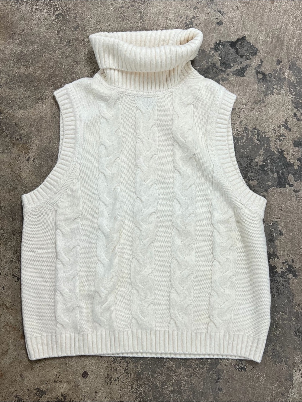GAP Ivory Cable Knit Sleeveless Turtleneck Sweater Vest White Chunky Layer